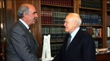 Ο Πρόεδρος της Δημοκρατίας Κάρολος Παπούλιας συναντήθηκε σήμερα με τον ΥΕΘΑ Βαγγέλη ...