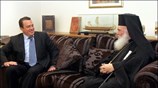 Ο υπουργός Παιδείας Ευριπίδης Στυλιανίδης συνομιλεί με τον Αρχιεπίσκοπο Αθηνών και Πάσης ...