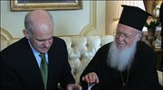 Ο πρόεδρος του ΠΑΣΟΚ Γιώργος Παπανδρέου συνομιλεί με τον Οικουμενικό Πατριάρχη Βαρθολομαίο ...