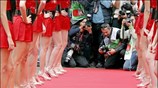 Δεν έλειψαν οι όμορφες θηλυκές παρουσίες από το Γκραν Πρι της Κωνσταντινούπολης. ...