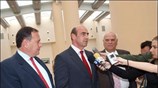 Ο υπουργός Εμπορικής Ναυτιλίας Γιώργος Βουλγαράκης (Κ) συναντήθηκε με τον πρόεδρο του ...