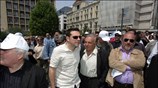 Ο πρόεδρος του ΣΥΝ Αλέξης Τσίπρας στο συλλαλητήριο πραγματοποίησε η ΟΜΕ-ΟΤΕ διαμαρτυρόμενη ...