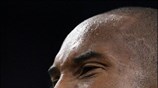 Ο Kobe Bryant, των Los Angeles Lakers, αντιδρά κατά τη διάρκεια του ...