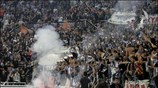 Φίλαθλοι του ΠΑΟΚ πριν ξεκινήσει ο αγώνας μπάσκετ με τον Αρη. ...