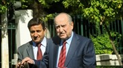 Εντονα επικριτικός κατά του Γιώργου Παπανδρέου εμφανίστηκε ο επίτιμος πρόεδρος της ΝΔ ...