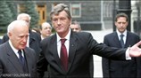 Στο Κίεβο, την πρωτεύουσα της Ουκρανίας, έφθασε ο Πρόεδρος της Δημοκρατίας Κάρολος ...