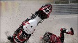 Ο Ιάπωνας οδηγός της Yamaha Noriyuki Haga είχε μία εντυπωσιακή έξοδο από ...