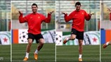 Ο Cristiano Ronaldo της Manchester United αστειεύεται κατά τη διάρκεια της προπόνησης ...