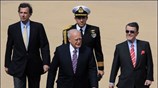 Ο πρόεδρος της Δημοκρατίας Κάρολος Παπούλιας (Κ) , ο πρόεδρος της Ε.Ο.Ε ...