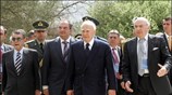 Ο Πρόεδρος της Δημοκρατίας Κάρολος Παπούλιας, ο πρωθυπουργός Κώστας Καραμανλής, ο αντιπρόεδρος ...