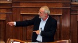 Σε μια ομιλία διανθισμένη με στίχους του Γιάννη Ρίτσου και του Γιάννη ...