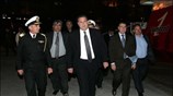Ο υφυπουργός Εμπορικής Ναυτιλίας Παναγιώτης Καμμένος στο λιμάνι του Πειραιά την ώρα ...