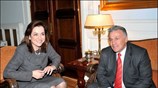 Η υπουργός Εξωτερικών Ντόρα Μπακογιάννη συναντήθηκε με τον νομάρχη Θεσσαλονίκης Παναγιώτη Ψωμιάδη. ...
