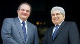 Την άριστη σχέση και την στενή συνεργασία μεταξύ Αθήνας και Λευκωσίας επιβεβαίωσαν ...