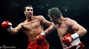 Στιγμιότυπο από τον αγώνα των Wladimir Klitschko (αριστερά - Ουκρανία) και Sultan ...