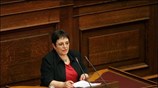 Η Γ.Γ. της Κ.Ε. του ΚΚΕ Αλέκα Παπαρήγα μιλά από το βήμα ...