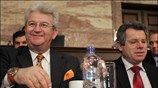 Ο υπουργός Ανάπτυξης Χρήστος Φώλιας και ο υφυπουργός Γιώργος Βλάχος ενημερώνουν την ...