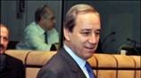 Ο υπουργός Οικονομίας και Οικονομικών Γιώργος Αλογοσκούφης συνομιλεί με τον πρόεδρο της ...