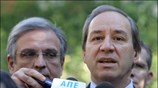 O υπουργός Οικονομίας & Οικονομικών Γιώργος Αλογοσκούφης (Δ) και ο υφυπουργός Γιάννης ...