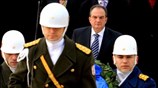 Με κατάθεση στεφάνου στο Μαυσωλείο του Κεμάλ Ατατούρκ άρχισε η δεύτερη μέρα ...
