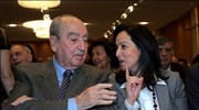 Ο επίτιμος πρόεδρος της ΝΔ Κωνσταντίνος Μητσοτάκης και η βουλευτής του ΠΑΣΟΚ ...