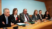 Ο κοινοβουλευτικός εκπρόσωπος του ΠΑΣΟΚ Θόδωρος Πάγκαλος επέκρινε έντονα την κυβέρνηση για ...