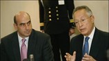 Ο υπουργός Εμπορικής Ναυτιλίας, Αιγαίου & Νησιωτικής Πολιτικής Γιώργος Βουλγαράκης με τον ...