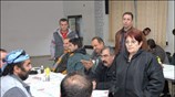 Η Γ.Γ. της Κ.Ε. του ΚΚΕ Αλέκα Παπαρήγα συνομίλησε με εργαζόμενους στο ...