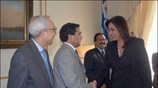 Η υπουργός Εξωτερικών Ντόρα Μπακογιάννη συναντήθηκε σήμερα με τους πρέσβεις των αραβικών ...