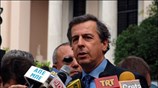 Συνεργασία με τον υπουργό Πολιτισμού Μιχάλη Λιάπη είχε σήμερα στο Μέγαρο Μαξίμου ...