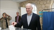 Ο πρόεδρος του ΠΑΣΟΚ Γιώργος Παπανδρέου ψήφισε στις εκλογές για την ανάδειξη ...