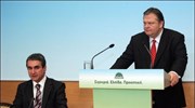 Ο Ευάγγελος Βενιζέλος ετοιμάζεται να κάνει δηλώσεις, παρουσία του Ανδρέα Λοβέρδου, λίγες ...
