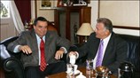 Πρόταση να γίνει συνάντηση των πολιτικών αρχηγών υπό τον πρόεδρο της Δημοκρατίας, ...