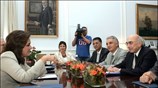 Τον ειδικό απεσταλμένο του τουρκικού υπουργειου Εξωτερικών πρέσβη Χαϊντάρ Μπερκ δέχθηκε νωρίτερα ...