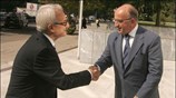 Ο πρόεδρος του Αρείου Πάγου Βασίλης Νικόπουλος υποδέχεται τον υπουργό Δικαιοσύνης Σωτήρη ...