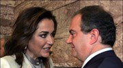 Ο πρωθυπουργός Κώστας Καραμανλής και η ΥΠΕΞ Ντόρα Μπακογιάννη στη συνεδρίαση της ...