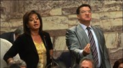 Ο Πέτρος Ευθυμίου και η Βάσω Παπανδρέου στη συνεδρίαση της Κοινοβουλευτικής Ομάδας ...