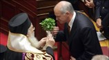 Ο πρόεδρος του ΠΑΣΟΚ Γιώργος Παπανδρέου στην τελετή ορκωμοσίας των Βουλευτών. ...