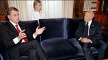 Ο πρόεδρος της Δημοκρατίας Κάρολος Παπούλιας συναντήθηκε με τον πρόεδρο της Ουκρανίας ...