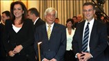 Ορκίστηκε η νέα κυβέρνηση στο Προεδρικό Μέγαρο. ...