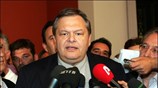 «Είμαι παρών, χαίρομαι γιατί το καταστατικό του ΠΑΣΟΚ προβλέπει την άμεση εκλογή ...