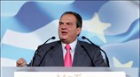 Ο πρωθυπουργός και πρόεδρος της Νέας Δημοκρατίας Κώστας Καραμανλής μίλησε χθες σε ...