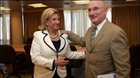 Η υπουργός Τουριστικής Ανάπτυξης Φάνη Πάλλη - Πετραλιά συναντάται με τον πρόεδρο ...