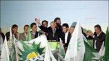Ο Γιώργος Παπανδρέου μίλησε χθες σε ανοικτή συγκέντρωση στην Πλατεία Ελευθερίας στο ...