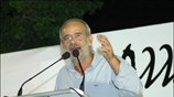 Φωτογραφία από τη χθεσινή ομιλία του Αλέκου Αλαβάνου στην πλατεία Ταχυδρομείου στη ...