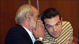 Ο πρόεδρος του ΣΥΡΙΖΑ Αλέκος Αλαβάνος και ο εκπρόσωπος Τύπου Αλέξης Τσίπρας ...