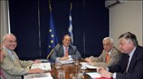 Ο υπουργός Οικονομίας και Οικονομικών Γιώργος Αλογοσκούφης, ο υπουργός Εσωτερικών Προκόπης Παυλόπουλος, ...