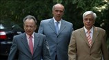 Ο Προκόπης Παυλόπουλος, ο Βαγγέλης Μεϊμαράκης  και ο Δημήτρης Σιούφας κατά ...
