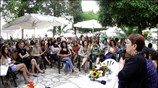 H Αλέκα Παπαρήγα μιλάει σε σύσκεψη γυναικών στο Art Cafe, στο παλαιό ...