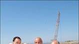 Ο πρόεδρος του ΣΥΝ Αλέκος Αλαβάνος επισκέφτηκε την Ψυτάλλεια και ενημερώθηκε για ...